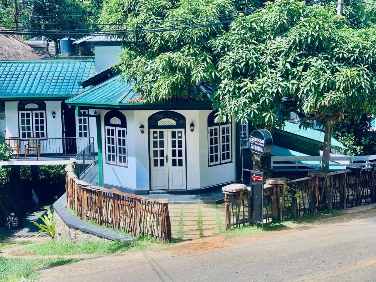 Ella Gypsies Hostel Exterior photo